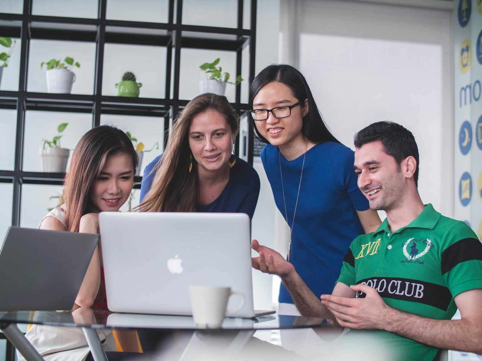 What Is HRIS Software and How to Know if Your Business Will Benefit From Using It